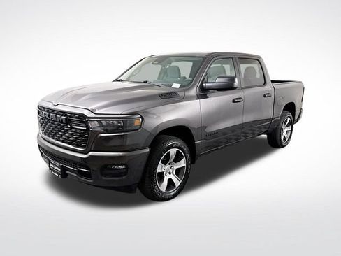New 2026 RAM 1500 Express AWD/4WD image 3