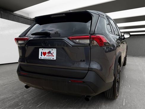 Used 2023 Toyota RAV4 LE FWD image 5