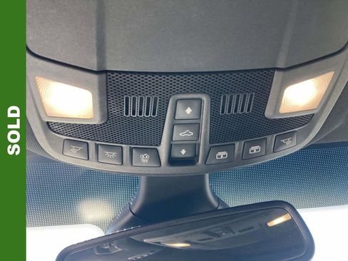 Used 2020 Ford Edge ST-Line FWD image 24