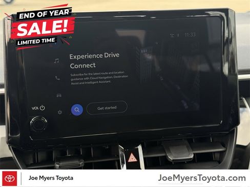 Used 2025 Toyota Corolla LE image 18