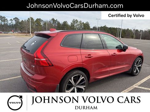 Certified 2023 Volvo XC60 B5 Ultimate w/ Climate Package image 29