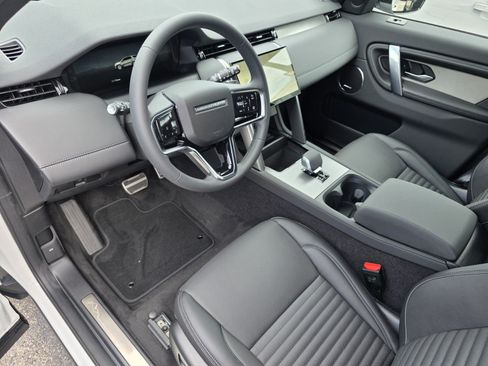 Used 2026 Land Rover Discovery Sport Landmark AWD/4WD image 11