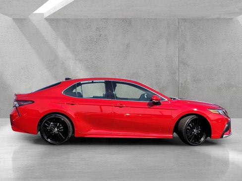 Used 2023 Toyota Camry XSE w/ Navigation Package image 3