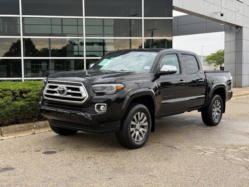 Used 2023 Toyota Tacoma Limited AWD/4WD image 7