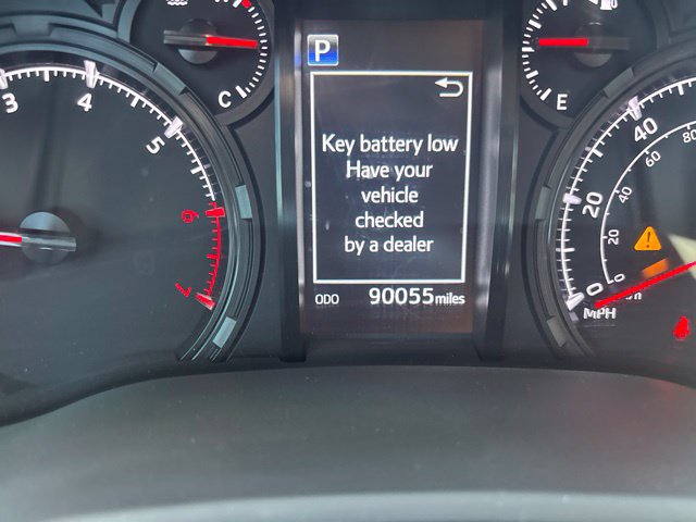 Used 2020 Toyota 4Runner SR5 Premium w/ Moonroof Package AWD/4WD image 2