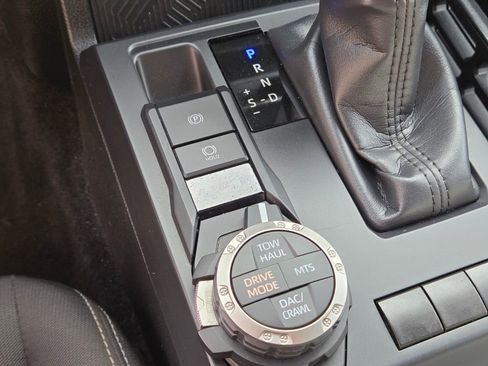Used 2024 Toyota Tacoma TRD Off-Road AWD/4WD image 29