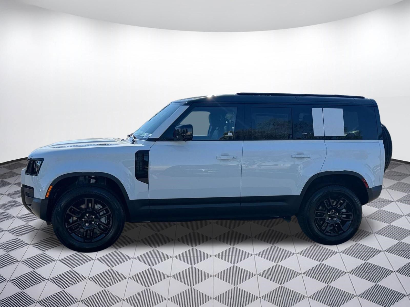 New 2026 Land Rover Defender 110 S AWD/4WD image 2