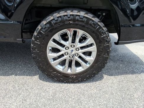 Used 2025 Ford F150 Lariat w/ Equipment Group 502A High AWD/4WD image 14