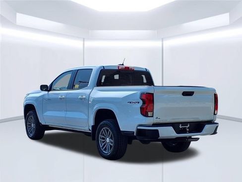 Used 2023 Chevrolet Colorado LT w/ LT Convenience Package AWD/4WD image 4