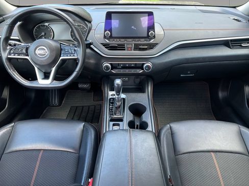 Used 2021 Nissan Altima 2.5 SR AWD/4WD image 12
