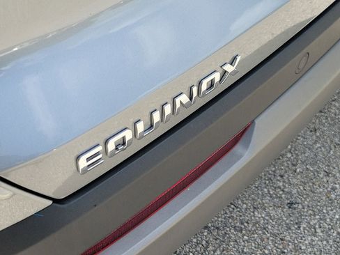 Used 2026 Chevrolet Equinox LT FWD image 6