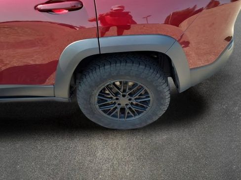 Used 2020 Jeep Cherokee Trailhawk w/ Cold Weather Group AWD/4WD image 20