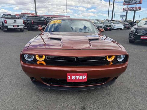 Used 2021 Dodge Challenger SXT RWD image 2