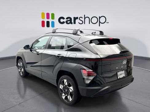 Used 2024 Hyundai Kona SEL w/ Convenience Package image 3