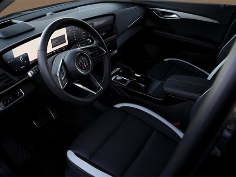 Used 2025 Buick Envision Sport Touring image 8