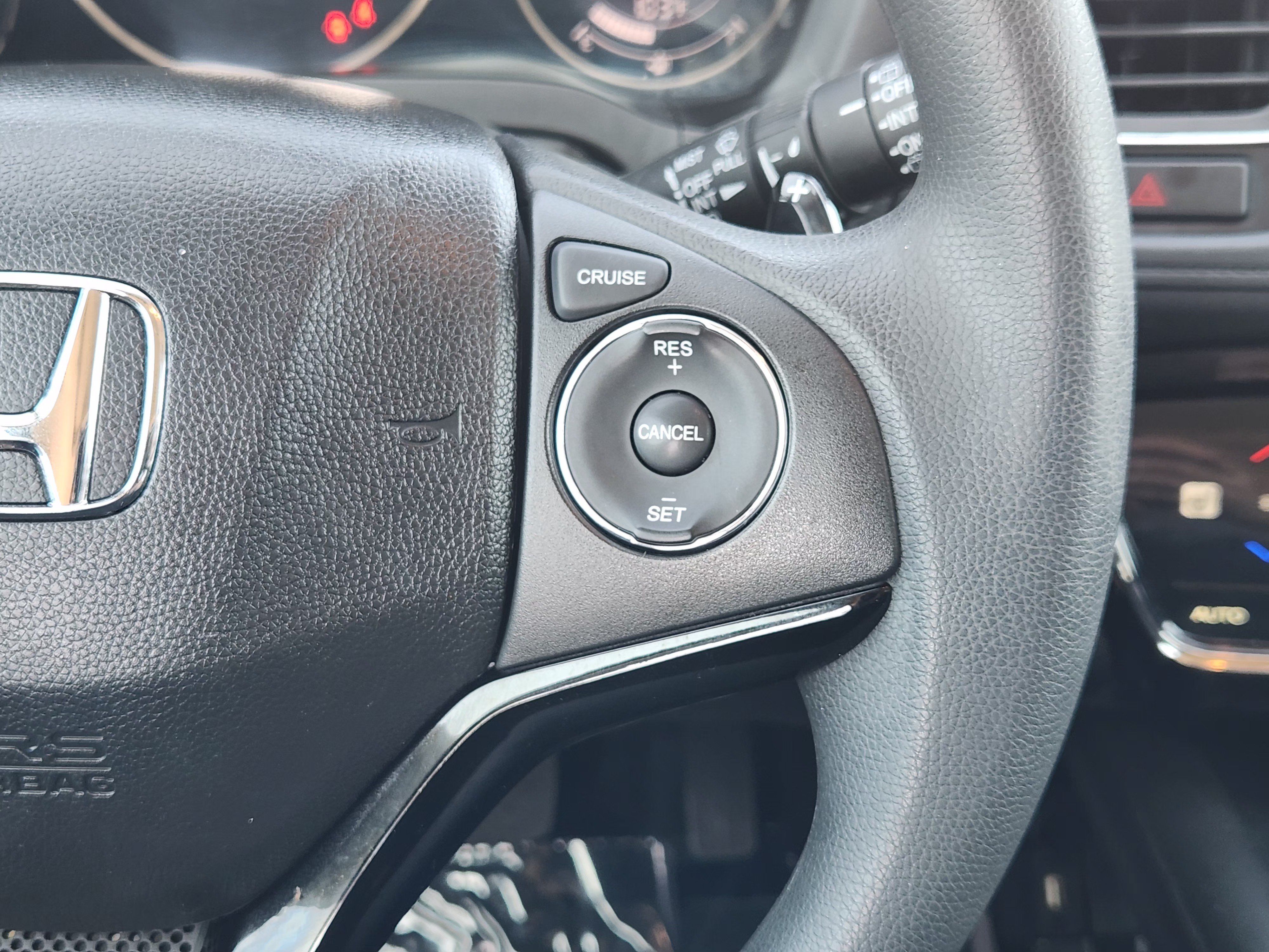 Used 2016 Honda HR-V EX image 30