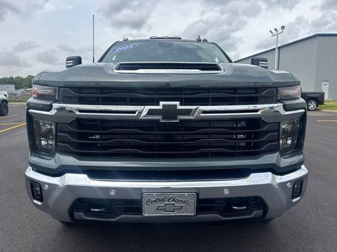 Used 2025 Chevrolet Silverado 3500 LT w/ All Star Edition AWD/4WD image 9