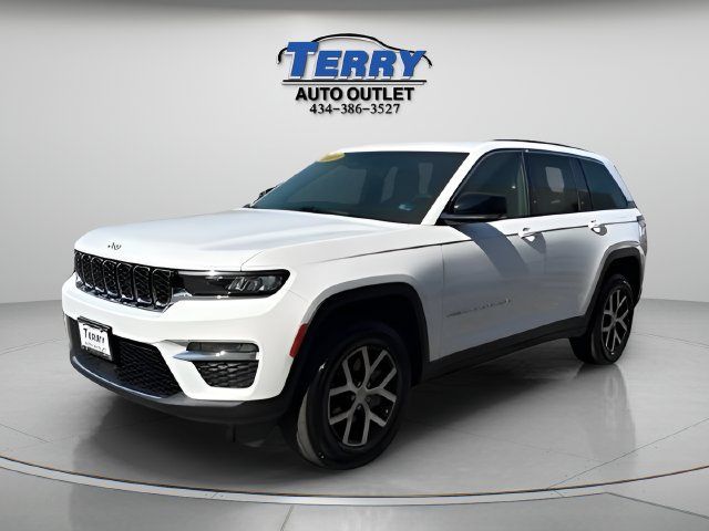 Used 2025 Jeep Grand Cherokee Limited AWD/4WD image 4