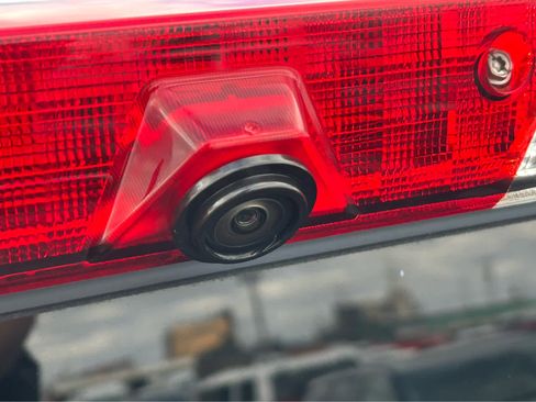 Used 2024 Ford F250 Lariat w/ Chrome Package image 8