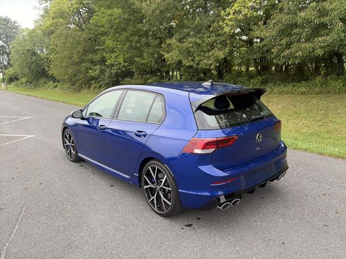 Used 2024 Volkswagen Golf R AWD/4WD image 7