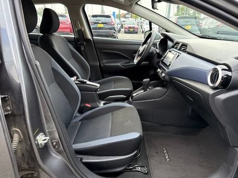 Used 2024 Nissan Versa SV FWD image 9
