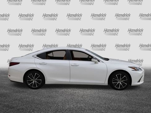 Used 2024 Lexus ES 350 w/ Premium Package image 10