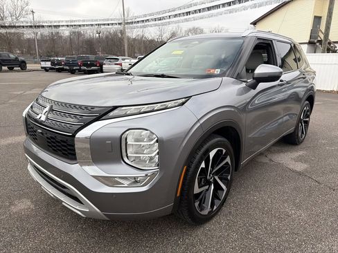 Used 2023 Mitsubishi Outlander SEL image 10