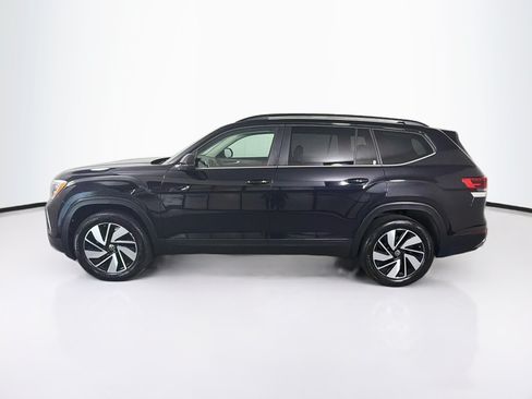 Used 2025 Volkswagen Atlas SE FWD image 4