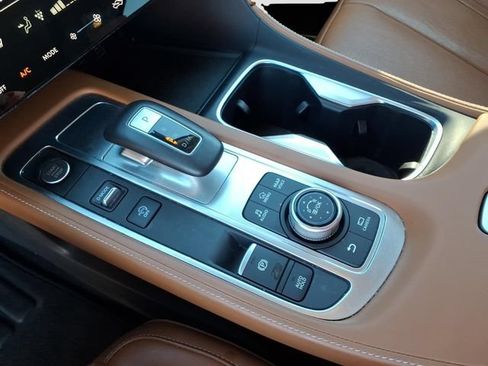 Certified 2023 INFINITI QX60 Sensory w/ Vision Package AWD/4WD image 17