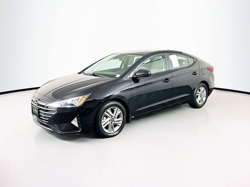 Used 2020 Hyundai Elantra SEL FWD image 3