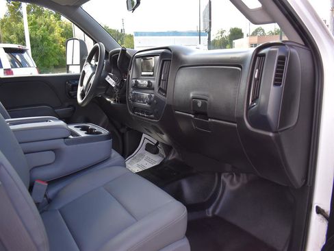 Used 2014 GMC Sierra 1500 2WD Regular Cab image 5