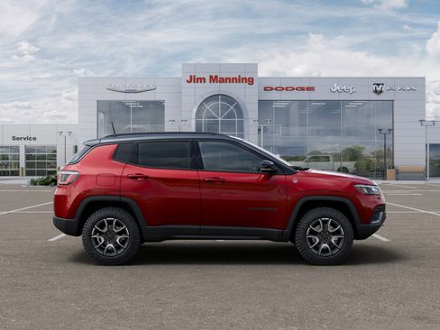 New 2026 Jeep Compass Trailhawk w/ Trailer Tow Group image 21