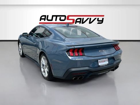 Used 2024 Ford Mustang GT Premium RWD image 5