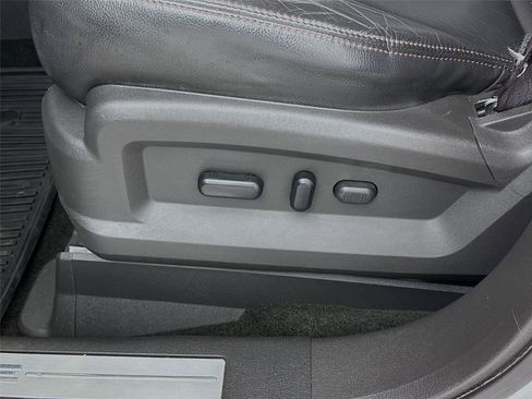 Used 2013 Ford Edge Limited w/ Driver Entry Pkg FWD image 21