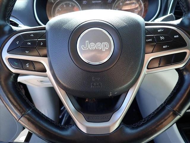 Used 2021 Jeep Cherokee Latitude Lux w/ Comfort/Convenience Group FWD image 17
