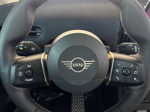 Used 2025 MINI Cooper S FWD image 16