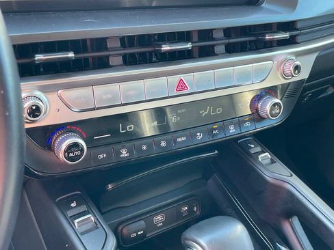 Certified 2025 Kia Telluride S AWD/4WD image 18