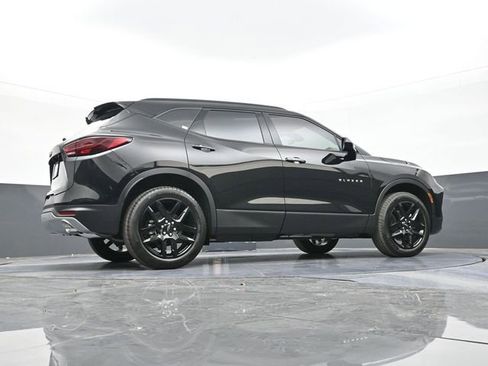 New 2026 Chevrolet Blazer LT w/ Convenience Package AWD/4WD image 40