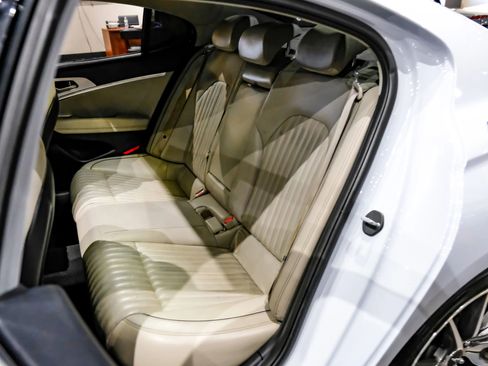 Used 2020 Genesis G70 3.3T w/ Elite Package image 38