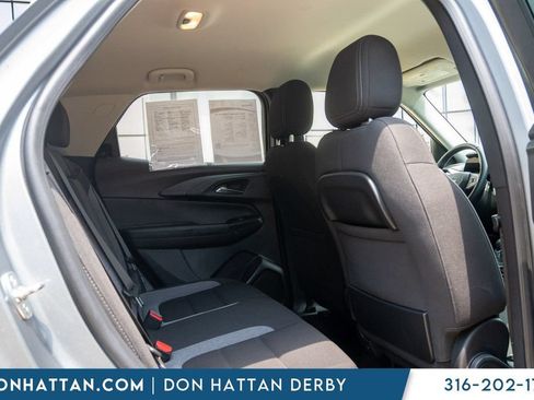 Used 2024 Chevrolet TrailBlazer LT w/ Convenience Package FWD image 23