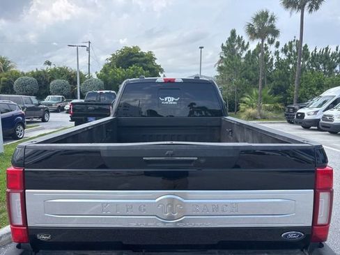 Used 2022 Ford F350 King Ranch w/ King Ranch Ultimate Package AWD/4WD image 3