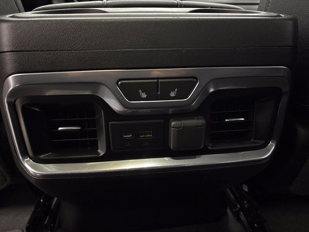Used 2021 Chevrolet Silverado 1500 LTZ w/ Technology Package AWD/4WD image 36