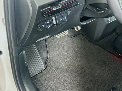 Used 2024 Kia EV6 GT-Line AWD/4WD image 17
