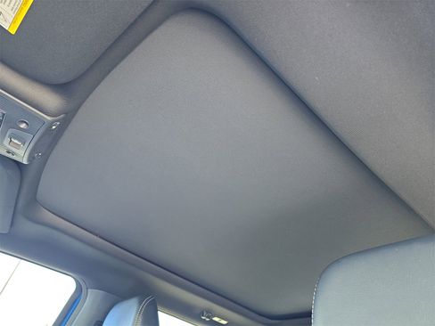 Used 2022 Ford F250 Lariat w/ Black Appearance Package image 16