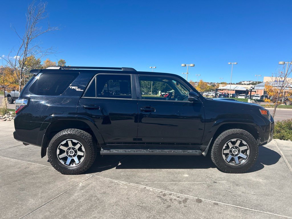Used 2024 Toyota 4Runner TRD Off-Road Premium AWD/4WD image 9