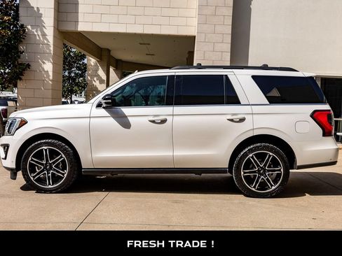 Used 2019 Ford Expedition Limited w/ Equipment Group 303A RWD image 5