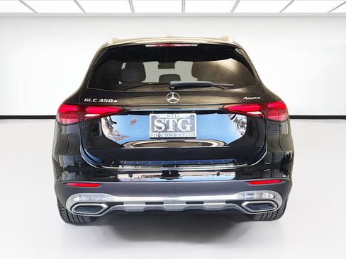 Used 2025 Mercedes-Benz GLC 350e 4MATIC image 5