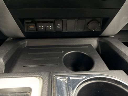 Used 2021 Toyota Tundra SR image 19