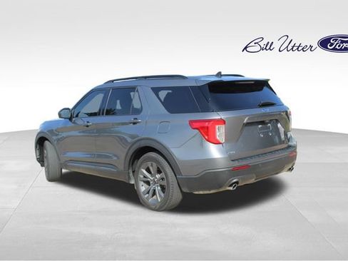 Used 2021 Ford Explorer XLT w/ Equipment Group 202A RWD image 7