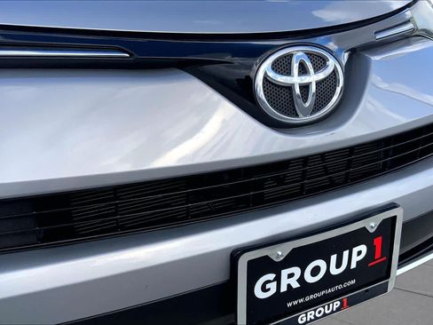 Used 2016 Toyota RAV4 XLE FWD image 29